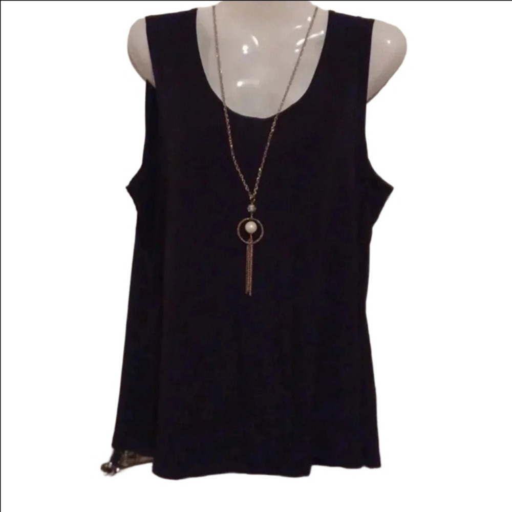 - Elie Mccarther Black sleeveless top with chain